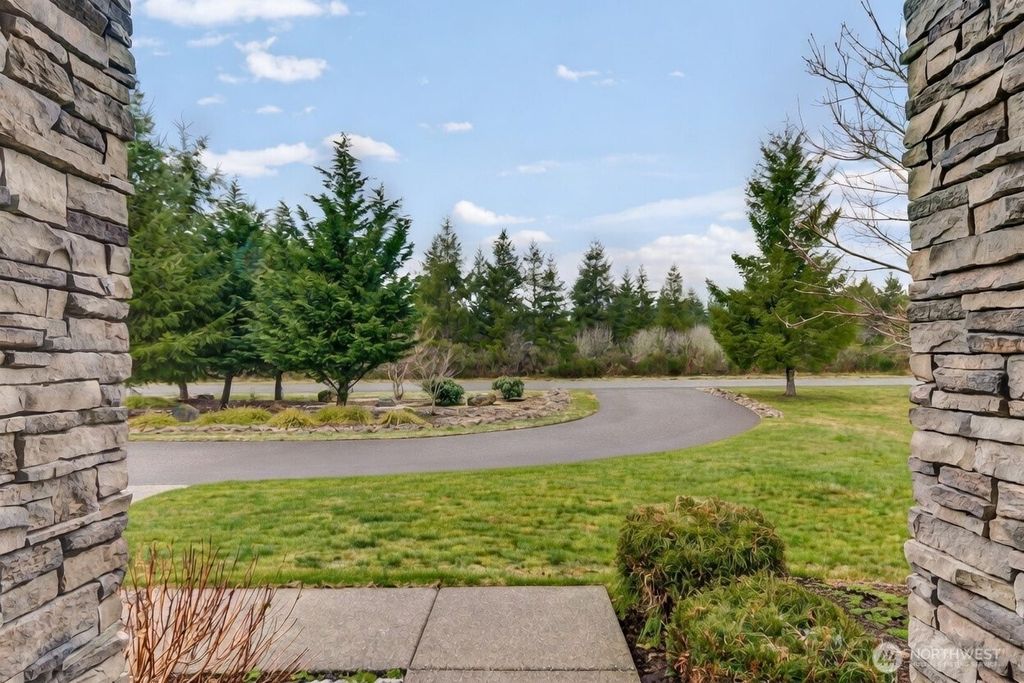 Photo of 27710 316th Way SE, Ravensdale, WA 98051 (MLS # 2483398)