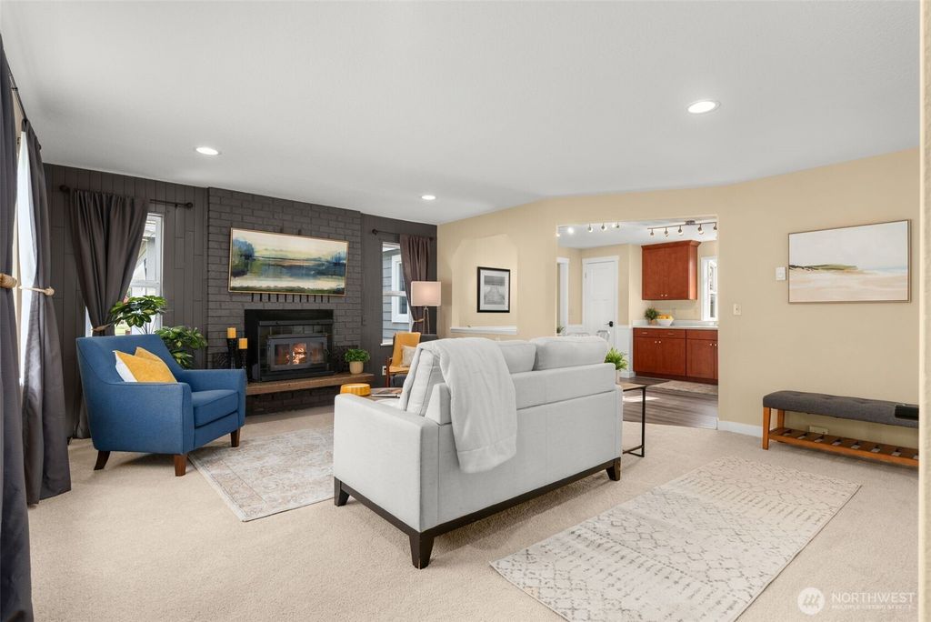 Photo of 601 Beach Drive, Snohomish, WA 98290 (MLS # 2447604)
