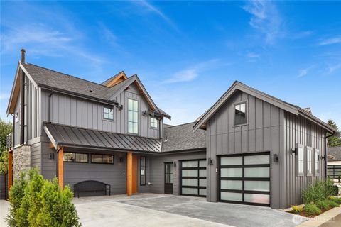 Photo of 206 Pebblebrook Drive, Lynden, WA 98264 (MLS # 2249131)