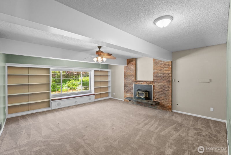 7826 Agate Drive SW