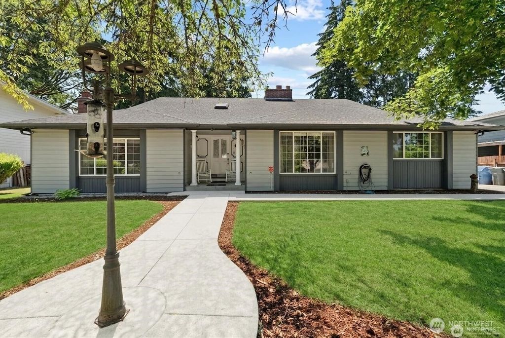 Photo of 7826 Agate Drive SW, Lakewood, WA 98498 (MLS # 2543517)