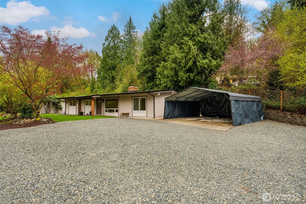Photo of 19411 SE 170th Street, Renton, WA 98058 (MLS # 2356669)