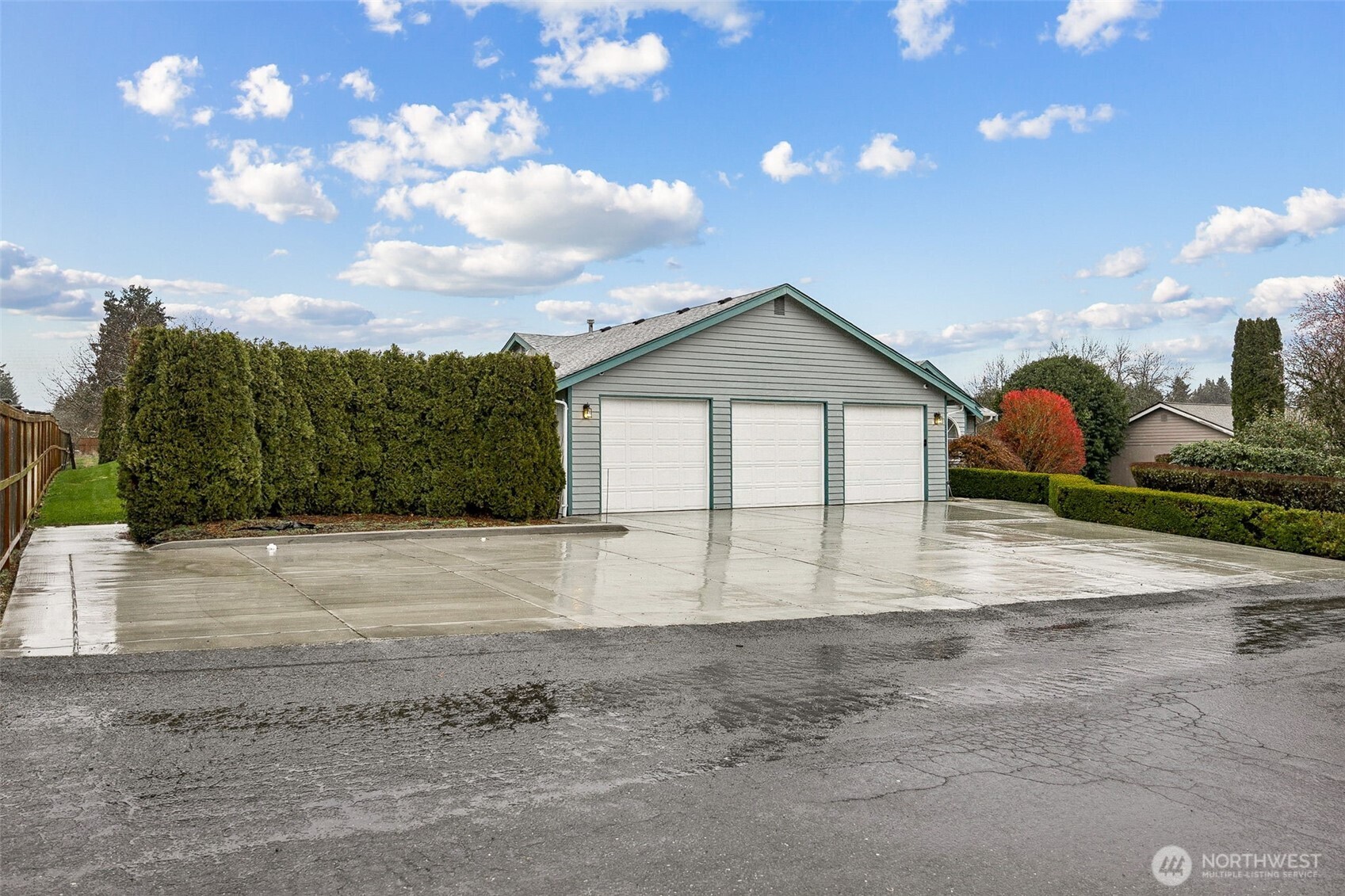 12601 227th Street E