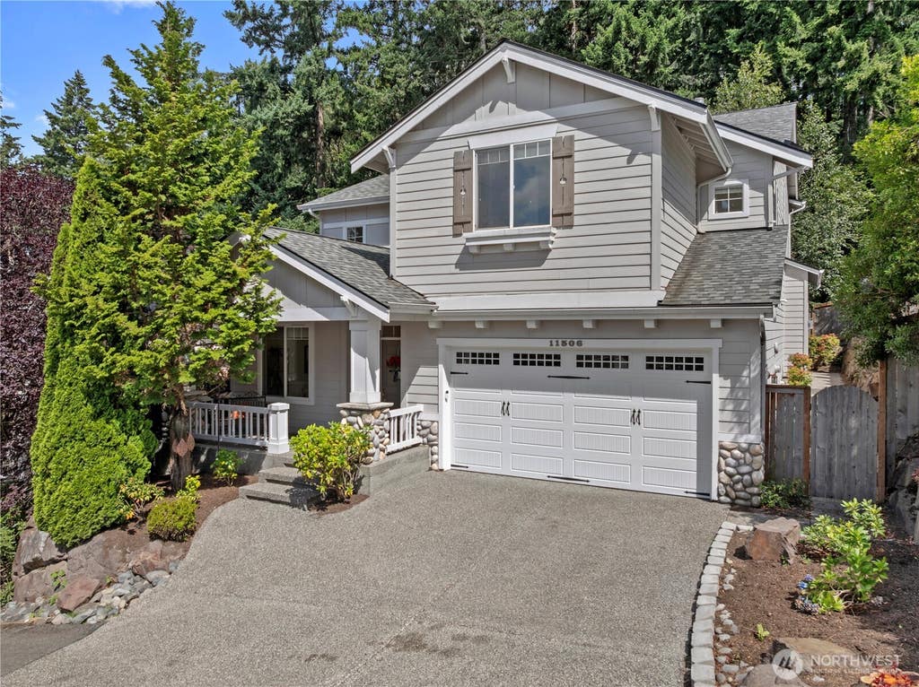 Photo of 11506 79th Way NE, Kirkland, WA 98034 (MLS # 2561021)