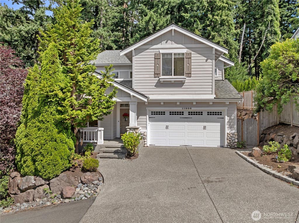 Photo of 11506 79th Way NE, Kirkland, WA 98034 (MLS # 2561021)