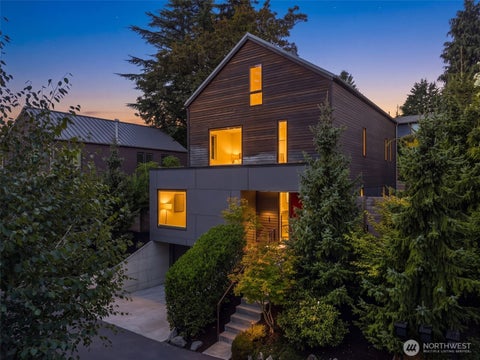 Photo of 6015 53rd Avenue NE, Seattle, WA 98115 (MLS # 2583500)