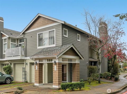 Photo of 4322 NE 5th Court #105, Renton, WA 98059 (MLS # 2457941)