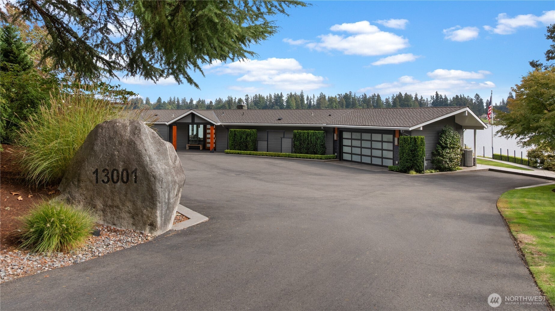 13001 Avenue Dubois SW