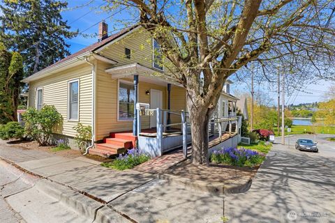 Photo of 1203 Pacific Avenue, Bremerton, WA 98337 (MLS # 2510751)