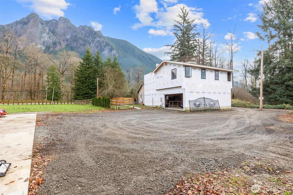 Photo of 42714 SE 100th St, North Bend, WA 98045 (MLS # 2458089)