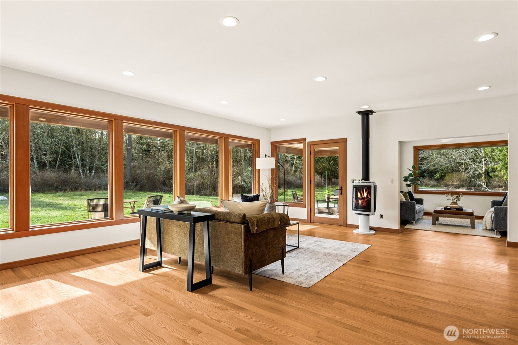 5233 Pheasant Run Lane