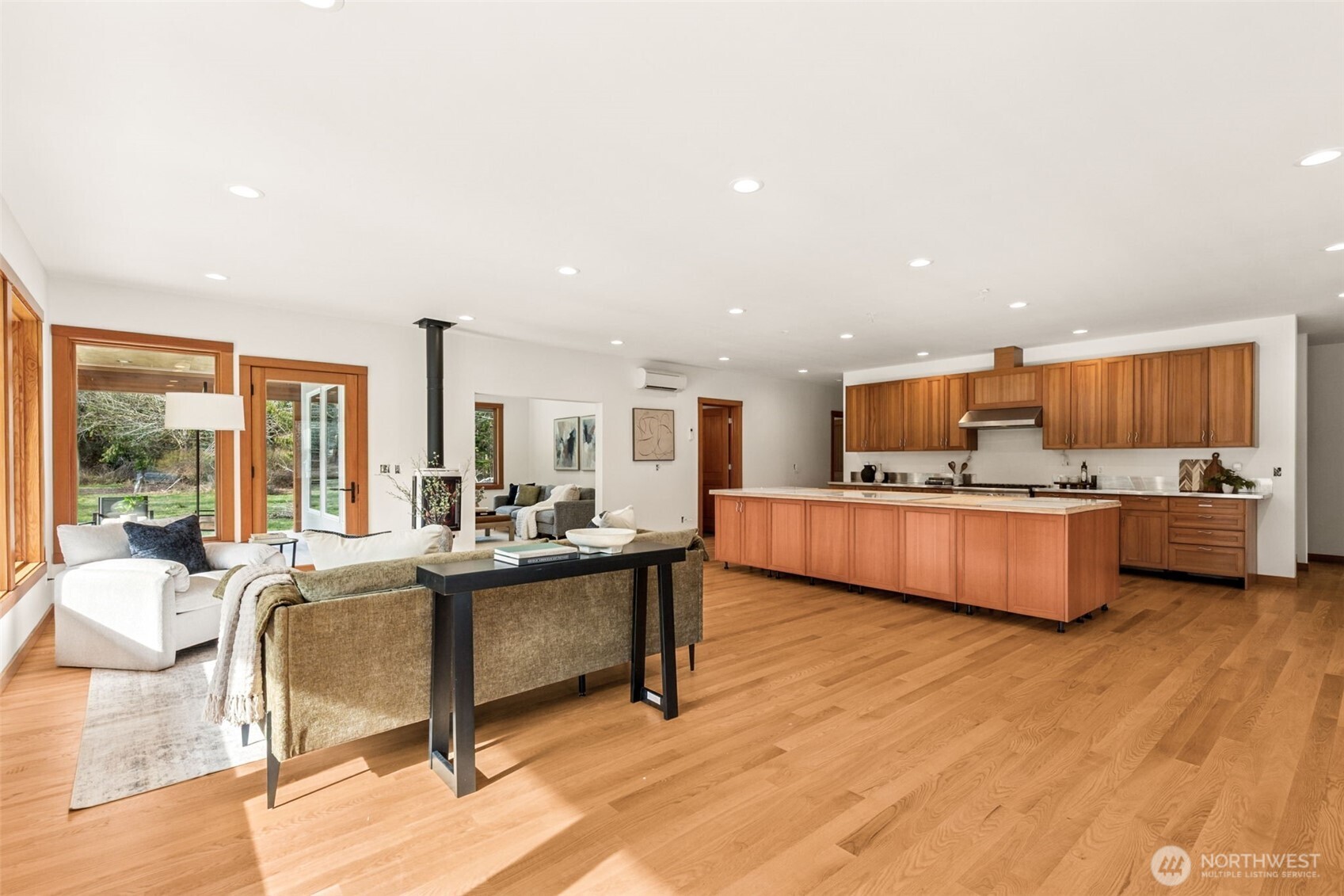 5233 Pheasant Run Lane