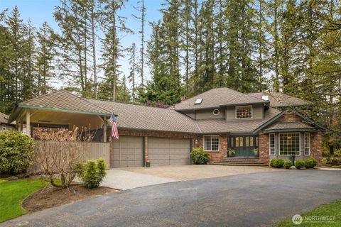 Photo of 17026 SE 326th Place, Auburn, WA 98092 (MLS # 2506809)