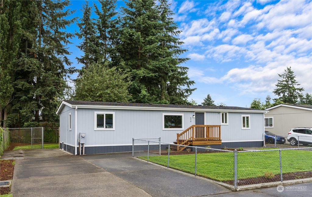 Photo of 516 2nd Avenue NE, Pacific, WA 98047 (MLS # 2130288)