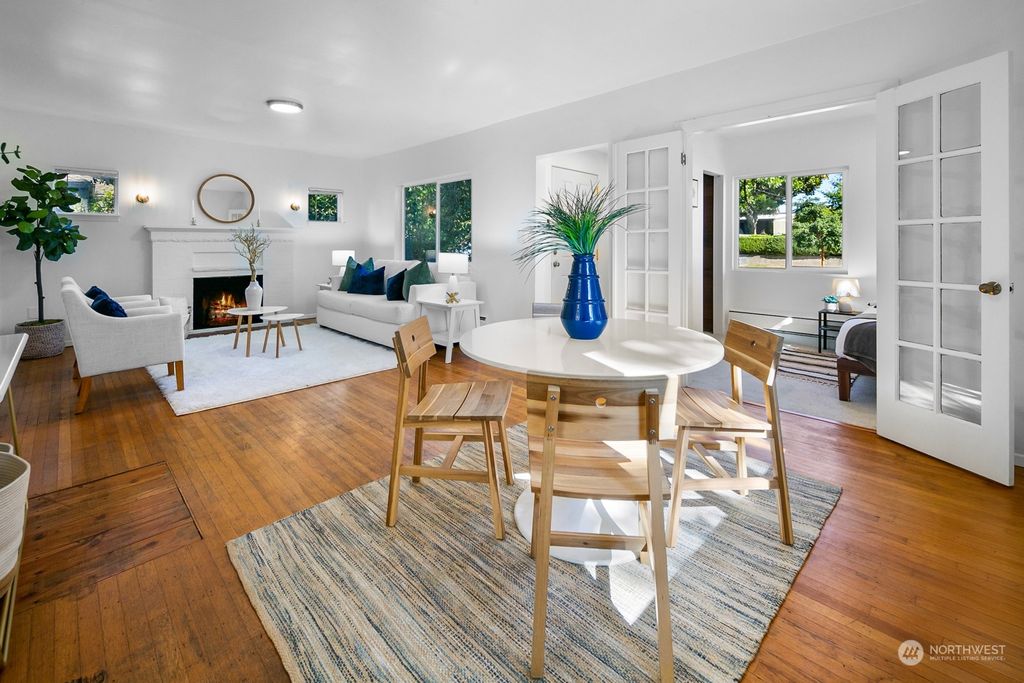 Photo of 8637 Island Drive S, Seattle, WA 98118 (MLS # 2295702)