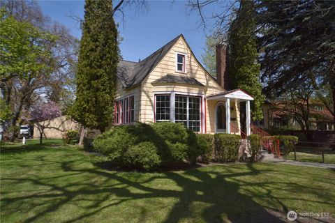 Photo of 107 W 9th Avenue, Ellensburg, WA 98926 (MLS # 2501087)