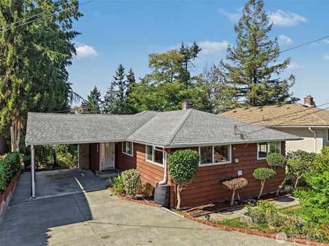 Photo of 5925 48th Avenue S, Seattle, WA 98118 (MLS # 2583917)