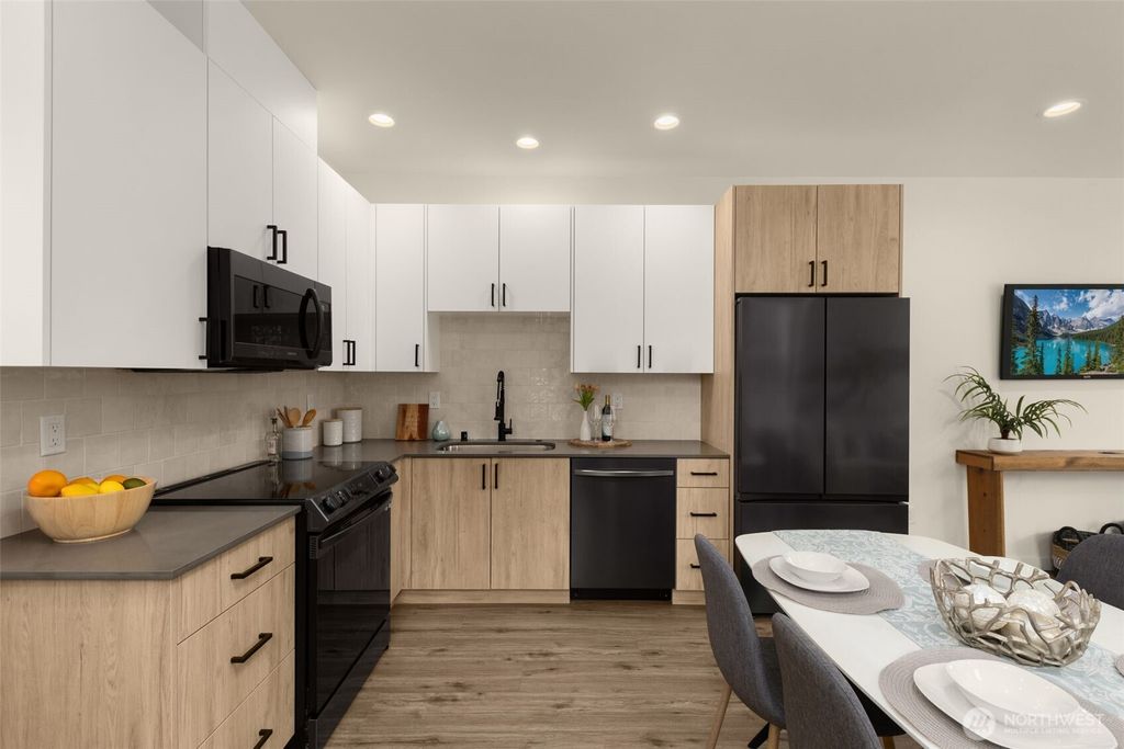 Photo of 10306 E Midvale Avenue N, Seattle, WA 98133 (MLS # 2449038)