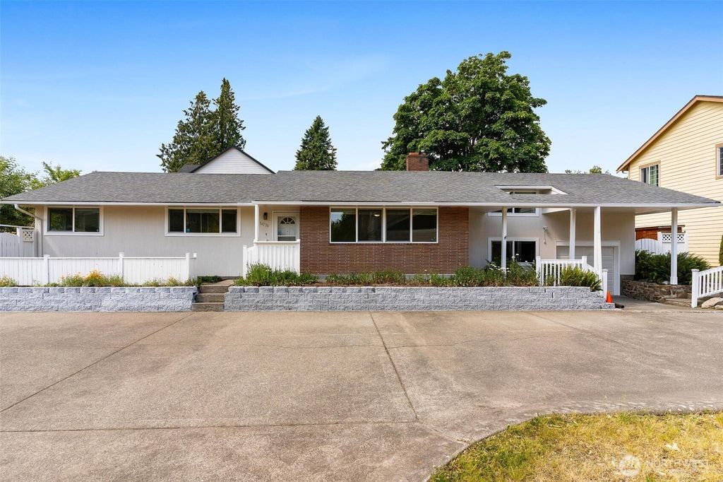 Photo of 14734 59th Avenue S, Tukwila, WA 98168 (MLS # 2418707)