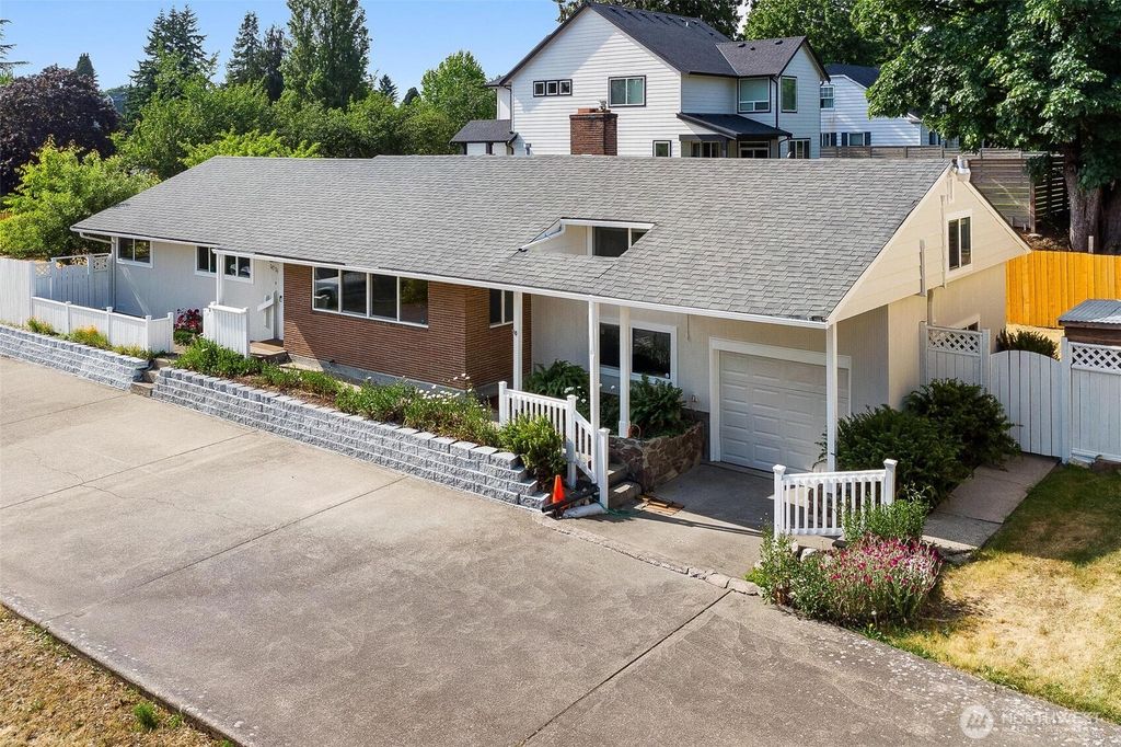Photo of 14734 59th Avenue S, Tukwila, WA 98168 (MLS # 2418707)