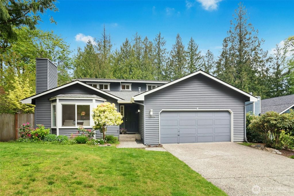 Photo of 22524 NE 12th Place, Sammamish, WA 98074 (MLS # 2366593)