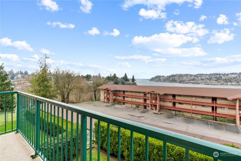 1602 Naval Avenue Unit 27, Bremerton, WA 98312 - MLS#: 2322937