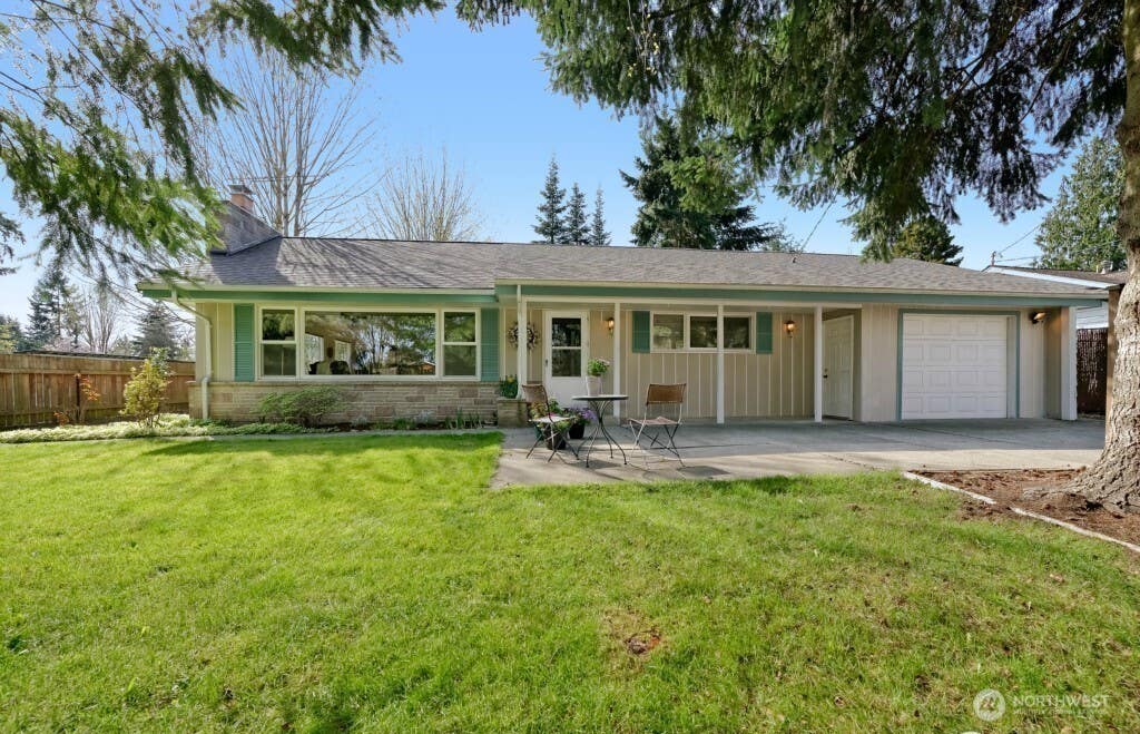 Photo of 10221 132nd Avenue NE, Kirkland, WA 98033 (MLS # 2567141)