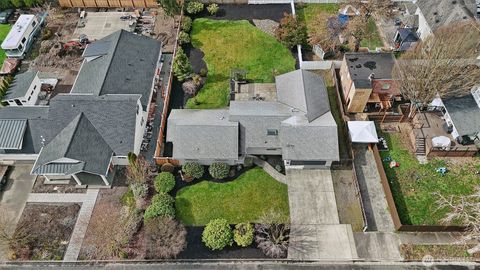 Photo of 314 16th Street NW, Puyallup, WA 98371 (MLS # 2485865)