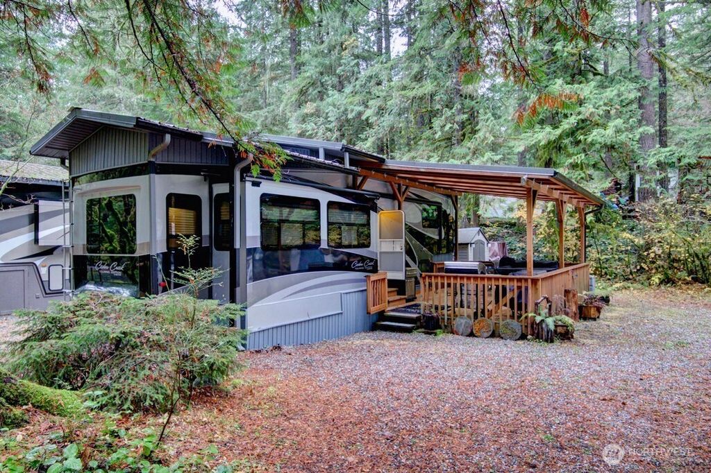 Photo of 245 Schinn Canyon Court, Deming, WA 98244 (MLS # 2506131)