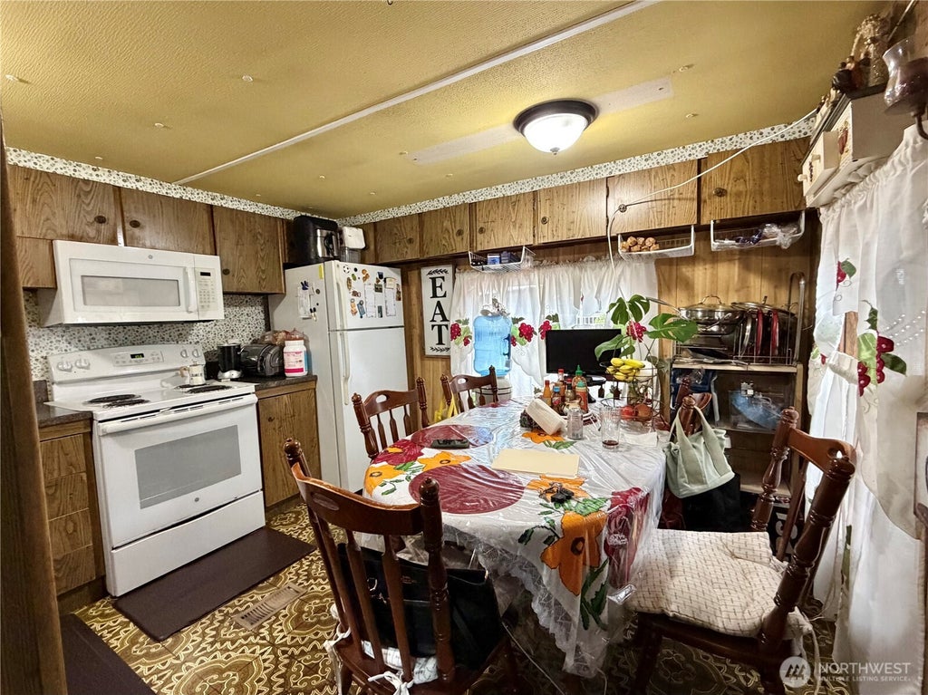Photo of 10515 Woodinville DR #75, Bothell, WA 98011 (MLS # 2573960)