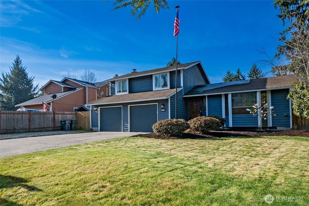 Photo of 13110 108th Ct Avenue E, Puyallup, WA 98374 (MLS # 2469161)