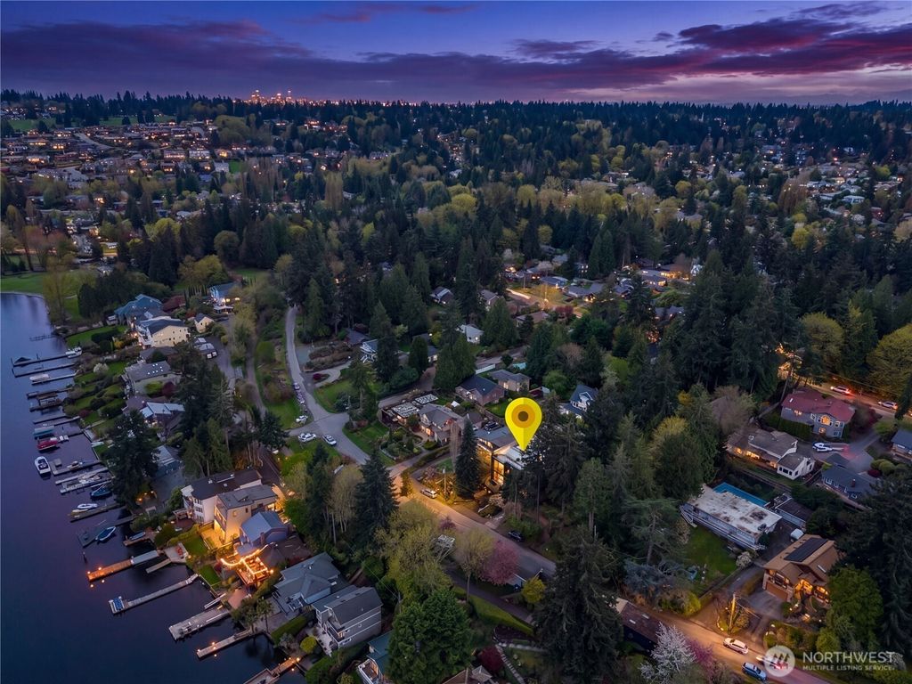 Photo of 9719 Lake Shore Boulevard NE, Seattle, WA 98115 (MLS # 2499145)