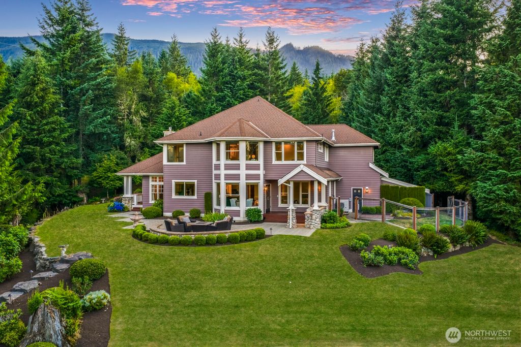 Photo of 15512 Uplands Way SE, North Bend, WA 98045 (MLS # 2403916)