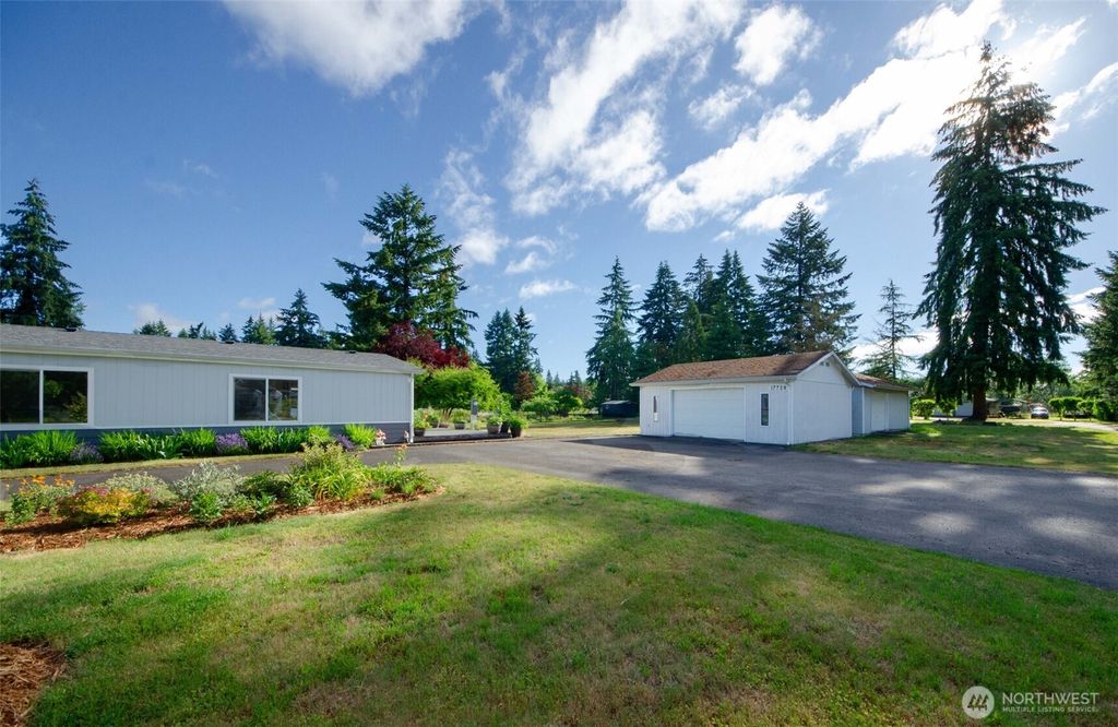 Photo of 17728 Irwin Street SW, Rochester, WA 98579 (MLS # 2540996)