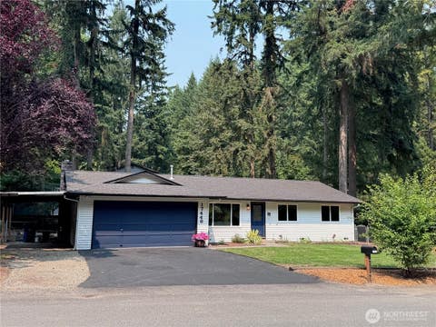 Photo of 17448 NE 156th Street, Woodinville, WA 98072 (MLS # 2561388)