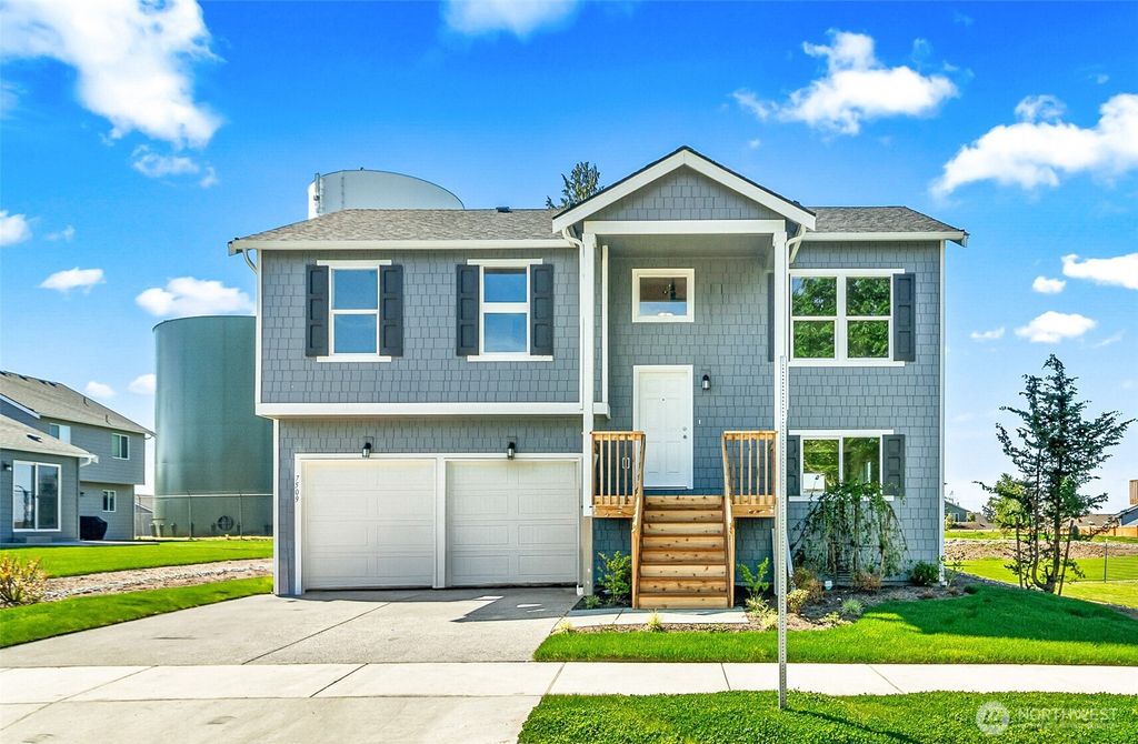 Photo of 7506 280th Street NW, Stanwood, WA 98292 (MLS # 2316712)