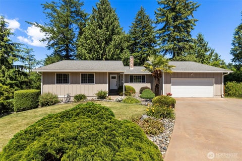 Photo of 960 NE Melanie Court, Bremerton, WA 98311 (MLS # 2542253)