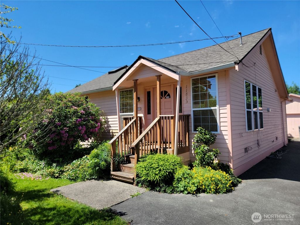 Photo of 11835 44th Avenue S, Tukwila, WA 98178 (MLS # 2385470)
