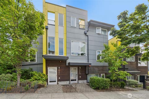 Photo of 3920 1st Avenue NE #C, Seattle, WA 98105 (MLS # 2570620)