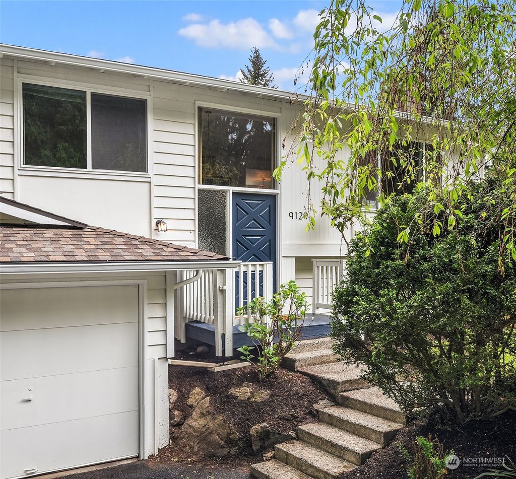 Photo of 9129 168th Place NE, Redmond, WA 98052 (MLS # 2217364)