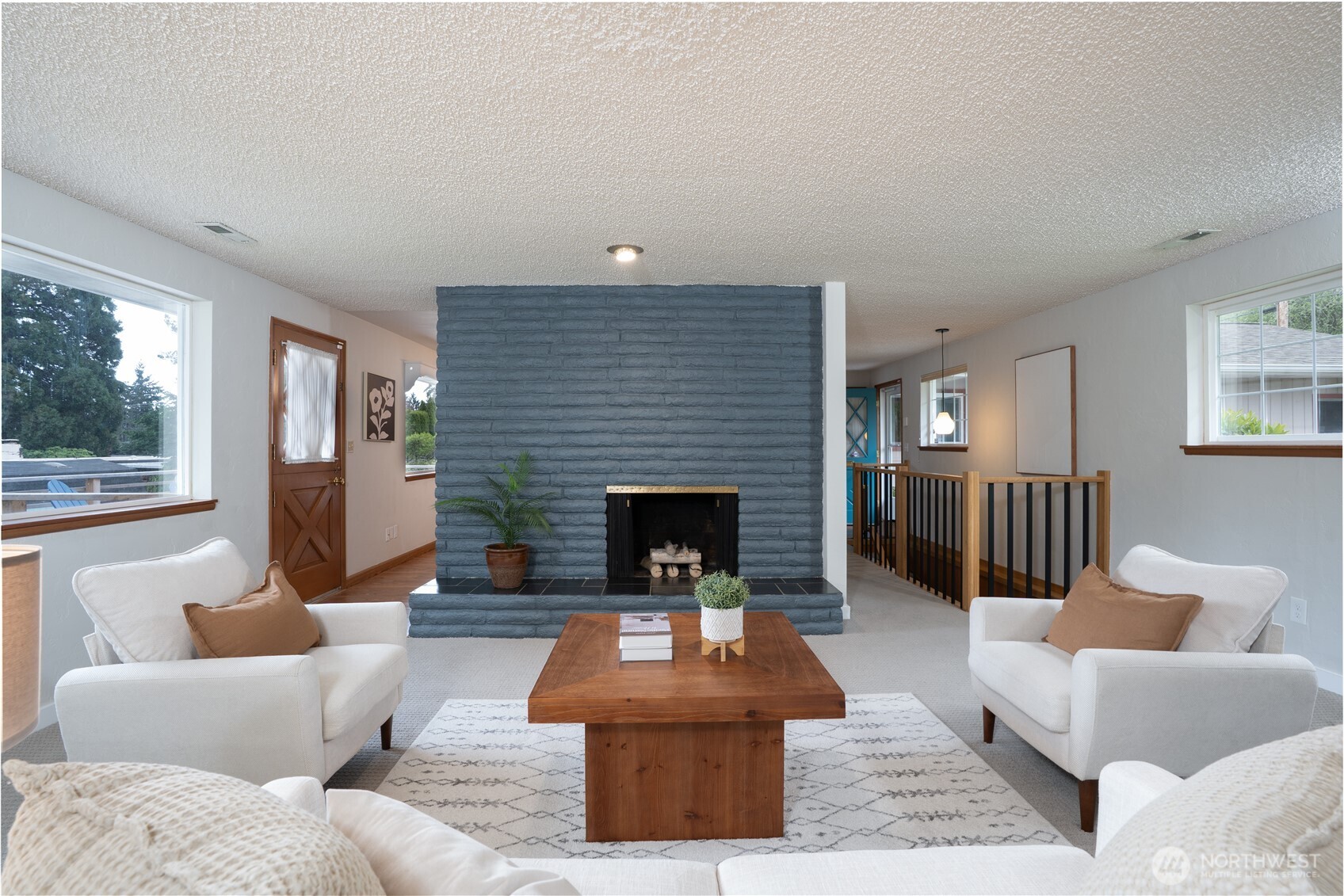 1045 Sunrise Lane
