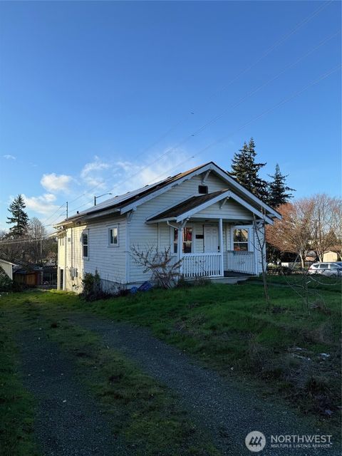 Photo of 8402 Yakima Avenue, Tacoma, WA 98444 (MLS # 2463231)