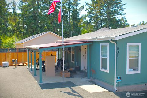Photo of 601 Veterans Avenue, Westport, WA 98595 (MLS # 2540072)