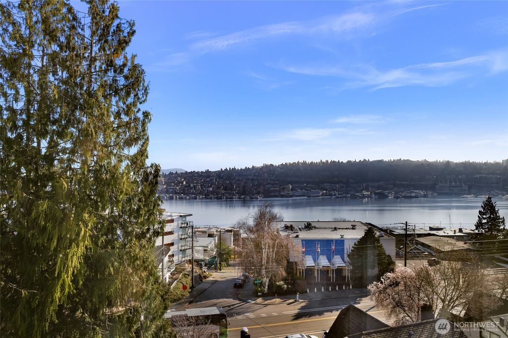 Photo of 655 Crockett Street #B304, Seattle, WA 98109 (MLS # 2484710)