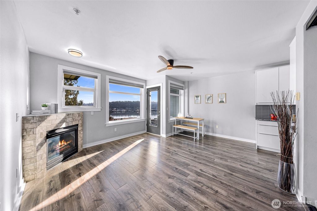 Photo of 655 Crockett Street #B304, Seattle, WA 98109 (MLS # 2484710)