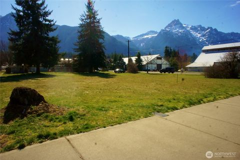 Photo of 1095 Darrington Street, Darrington, WA 98241 (MLS # 2353435)