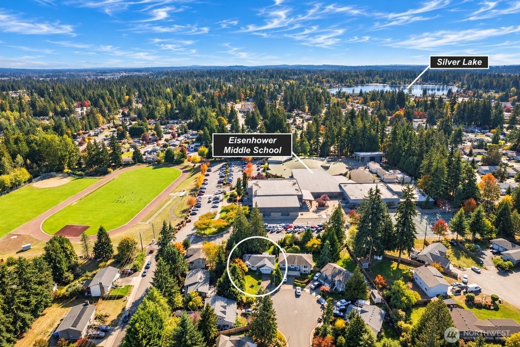 Photo of 2402 101st Street SE, Everett, WA 98203 (MLS # 2594158)
