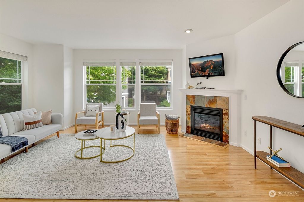 Photo of 16208 NE 90th Court, Redmond, WA 98052 (MLS # 2137695)