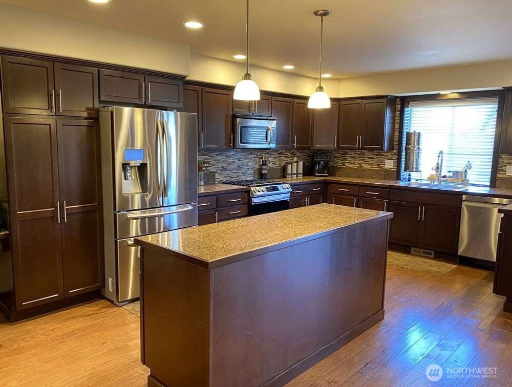 Photo of 17732 82ND Drive NE, Arlington, WA 98223 (MLS # 2453912)