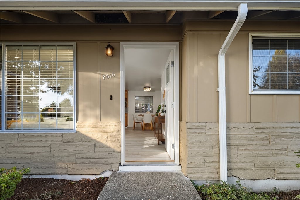 Photo of 8810 NE 187th Street, Bothell, WA 98011 (MLS # 2595062)